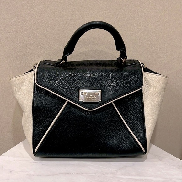 🔥Kate Spade Chic Black and Cream Handbag🔥 - Picture 1 of 6